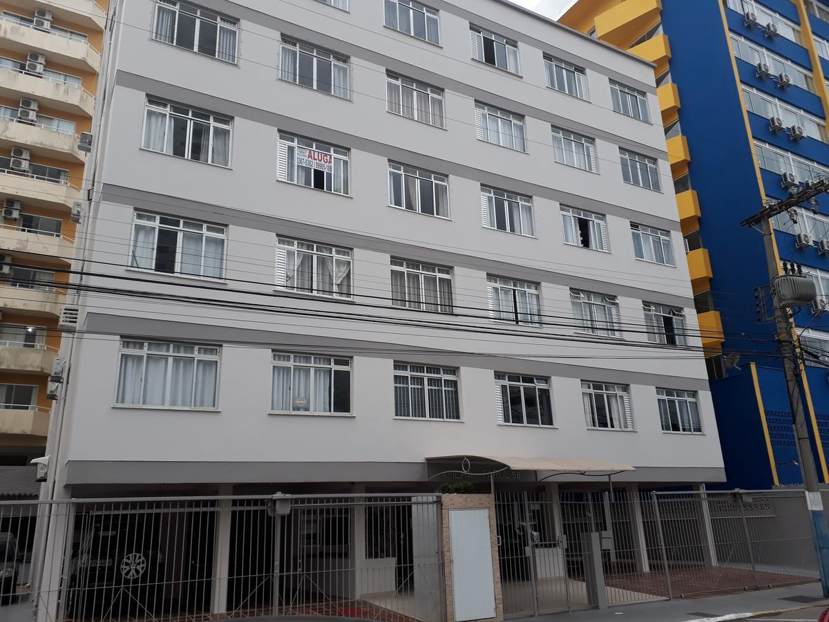Otimo Apto. 180 Metros Da Praia Balneário Camboriú Exteriör bild